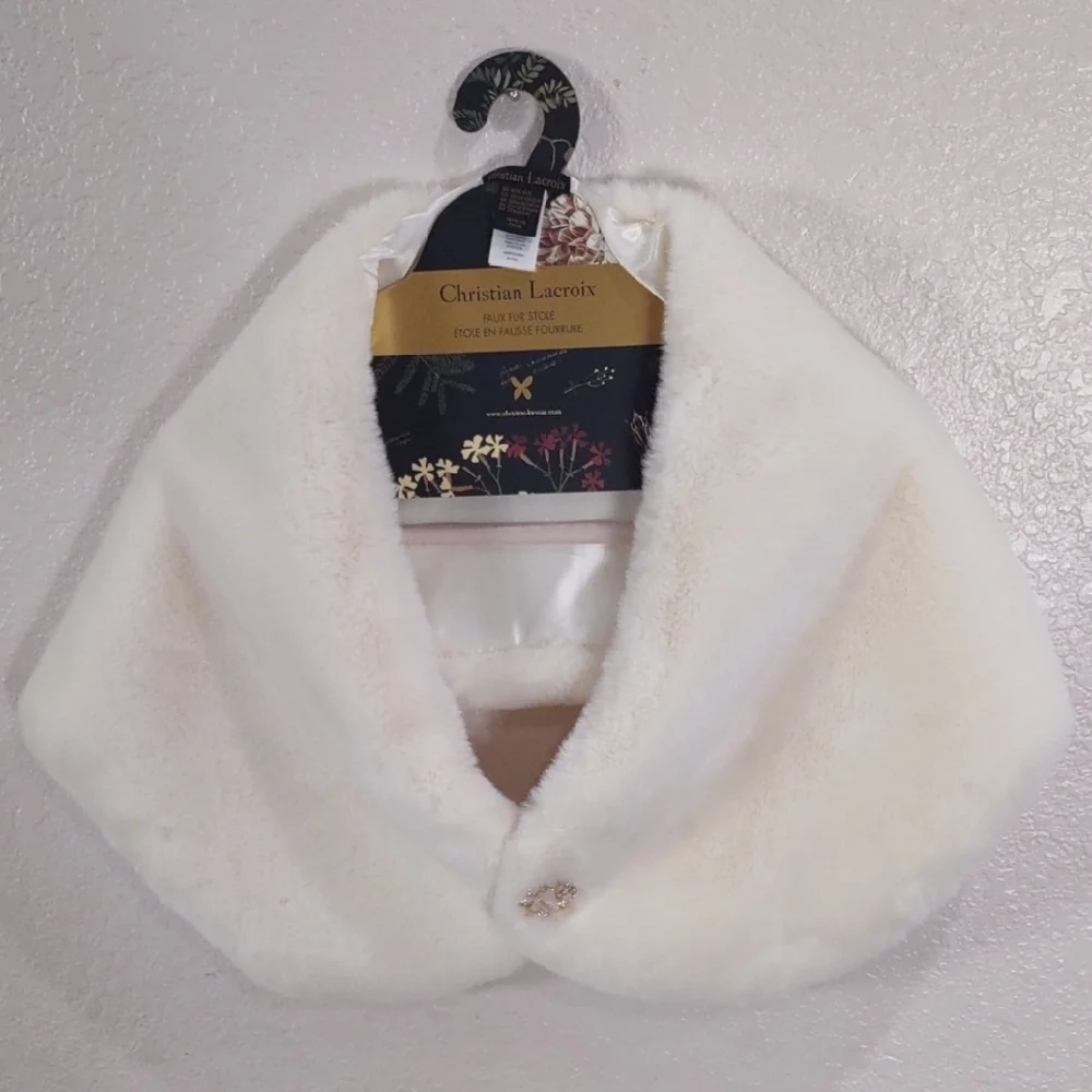 Christian Lacroix Cream Faux Fur Stole - Picture 15 of 17